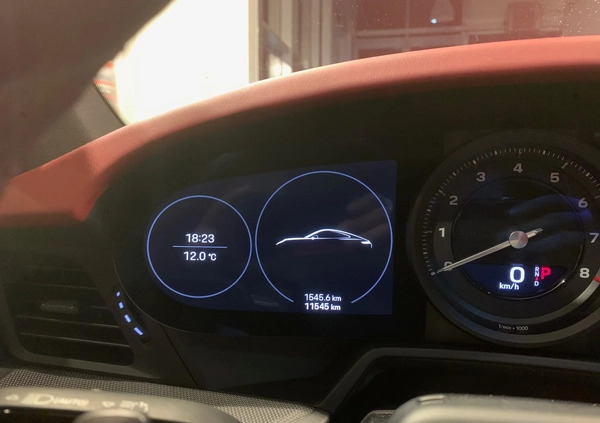 Porsche 911 cena 599000 przebieg: 10000, rok produkcji 2021 z Byczyna małe 596